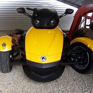 spyder front view.
