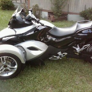 spyder side view