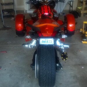 wide tire back