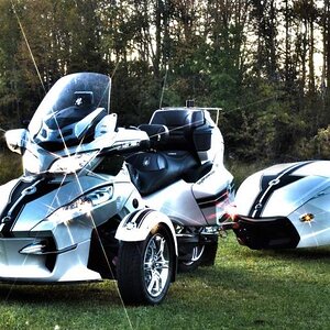 The Kiss Mobile