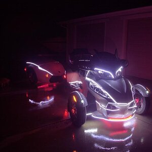Side Can Am 2