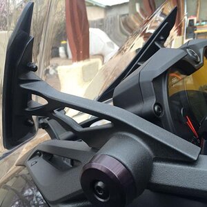 side bracket