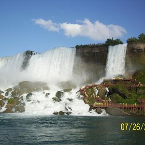 043