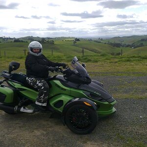 Spyder Ryde