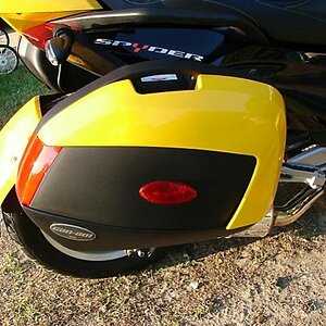 Hard saddle bags