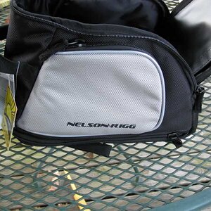 Side pocket