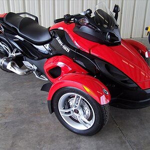 Cat's Can Am