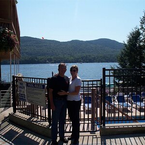 wayne lisa lakeside