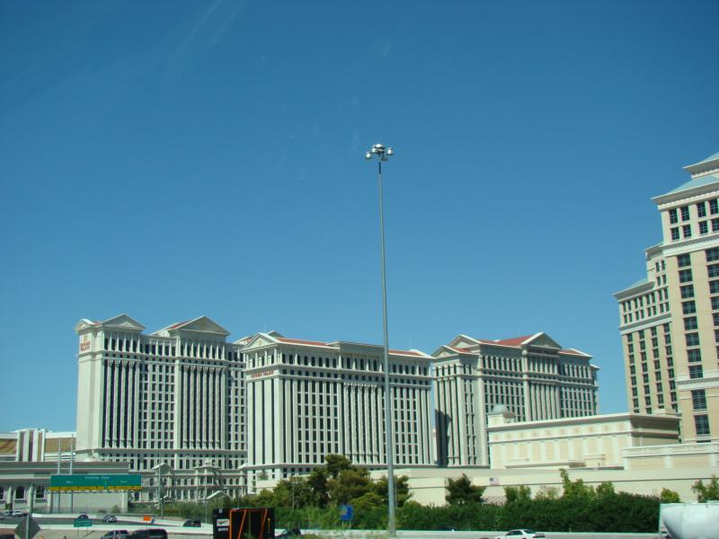 105 LA LV 055