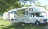 Camper & Trailer