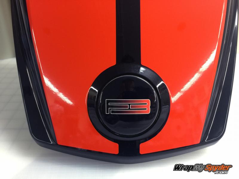 F3 Block emblem cover with Le Mans stripes in Can-am Red