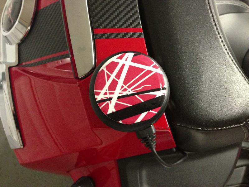 GPS SiriusXM Satellite Radio antenna puck.