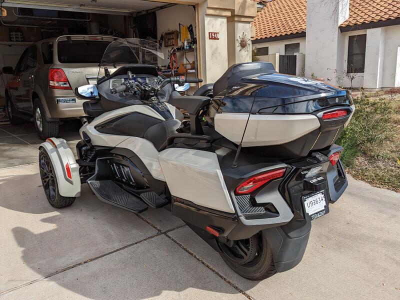 PXL 20230212 175222858