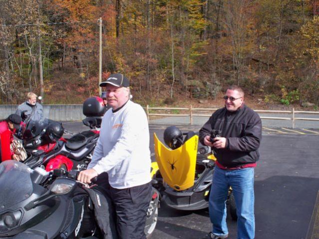 Randy and Mowin