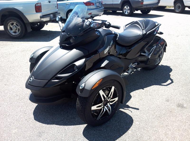 Sport Tour Shield and Mono Cowl installed - Now she's a Phantom! Going to have the shield tinted