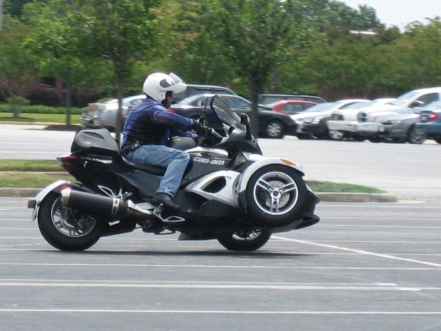 Spyder%20flying