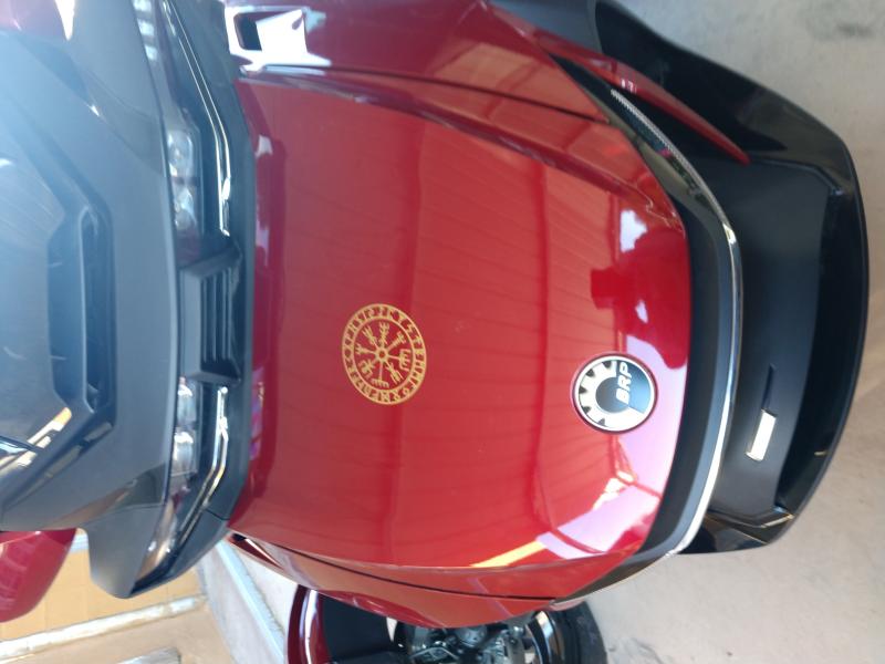 spyder hood