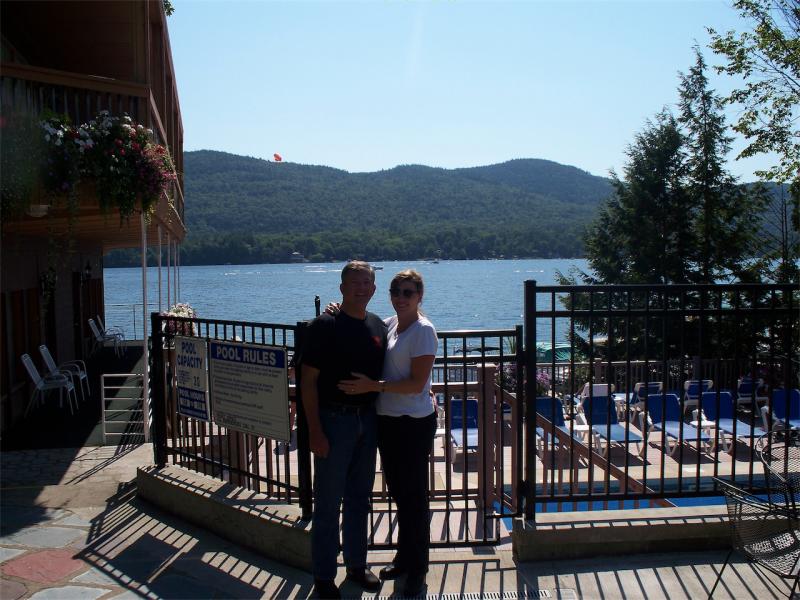 wayne lisa lakeside